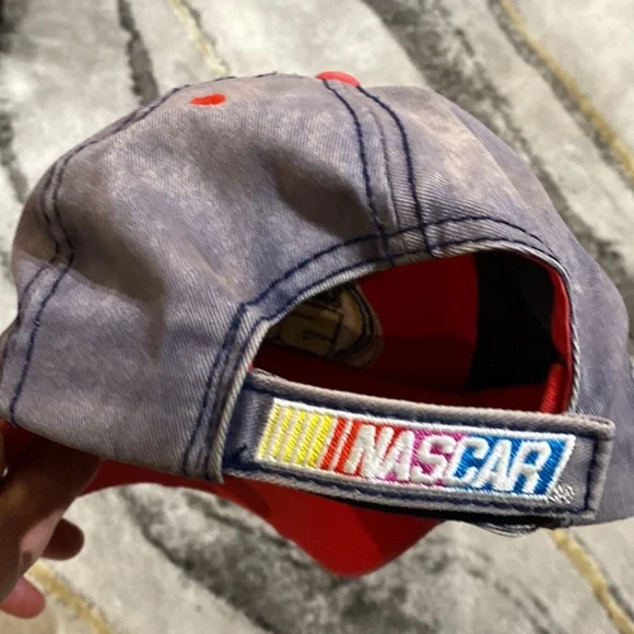 Nascar hat + Flag - Picture 2 of 4